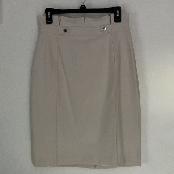 WHBM soft cream fully lined suit size 10 blazer/8 skirt, NWT - Picture 5 of 12